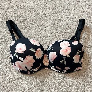 VS PINK Floral Adjustable Black Bra 32 DD